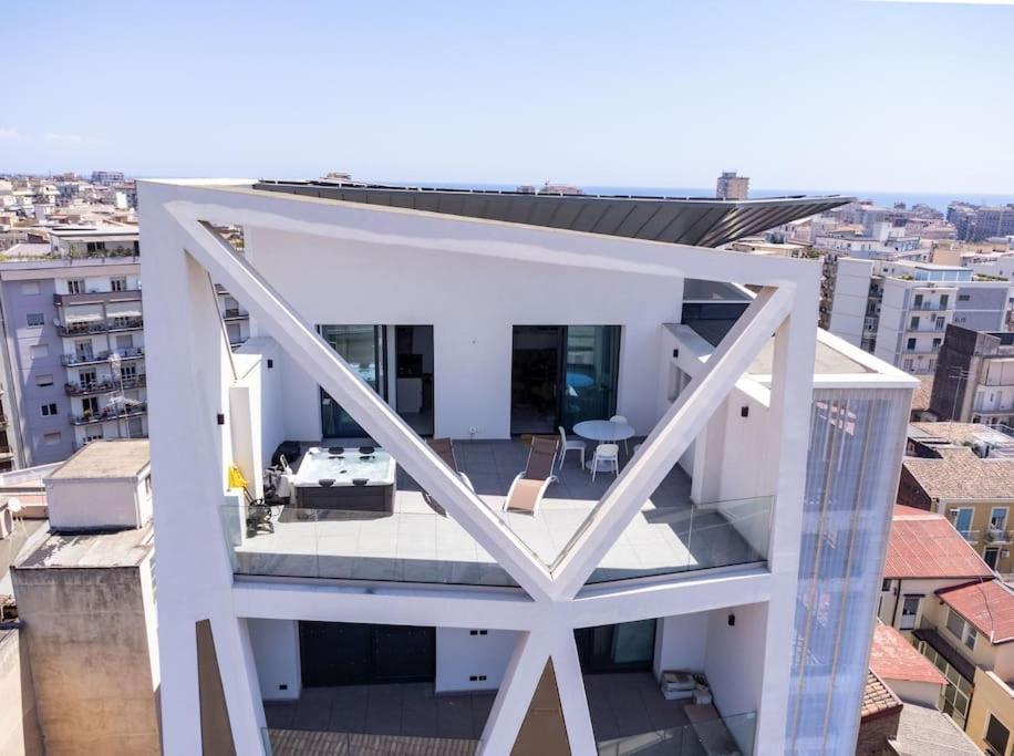 Torre G Luxury Penthouse - Jacuzzi And Parking Car Appartamento