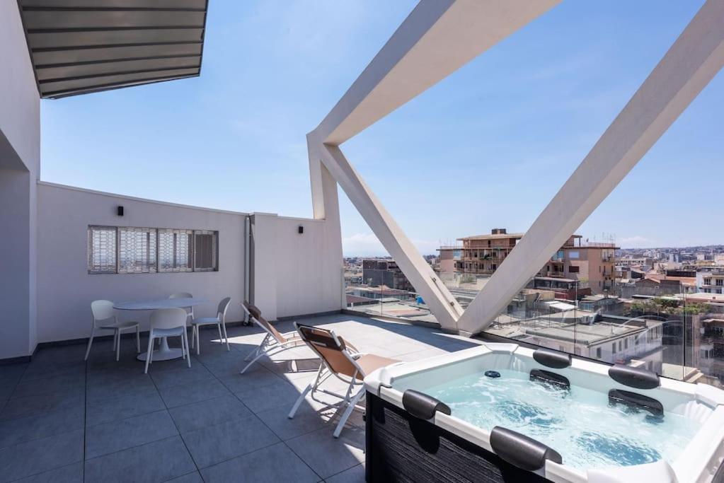 Appartamento Torre G Luxury Penthouse - Jacuzzi And Parking Car *